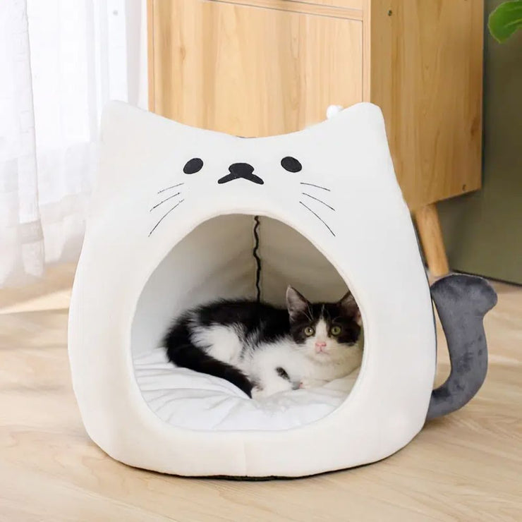 Adorable Cat Shape Pet House